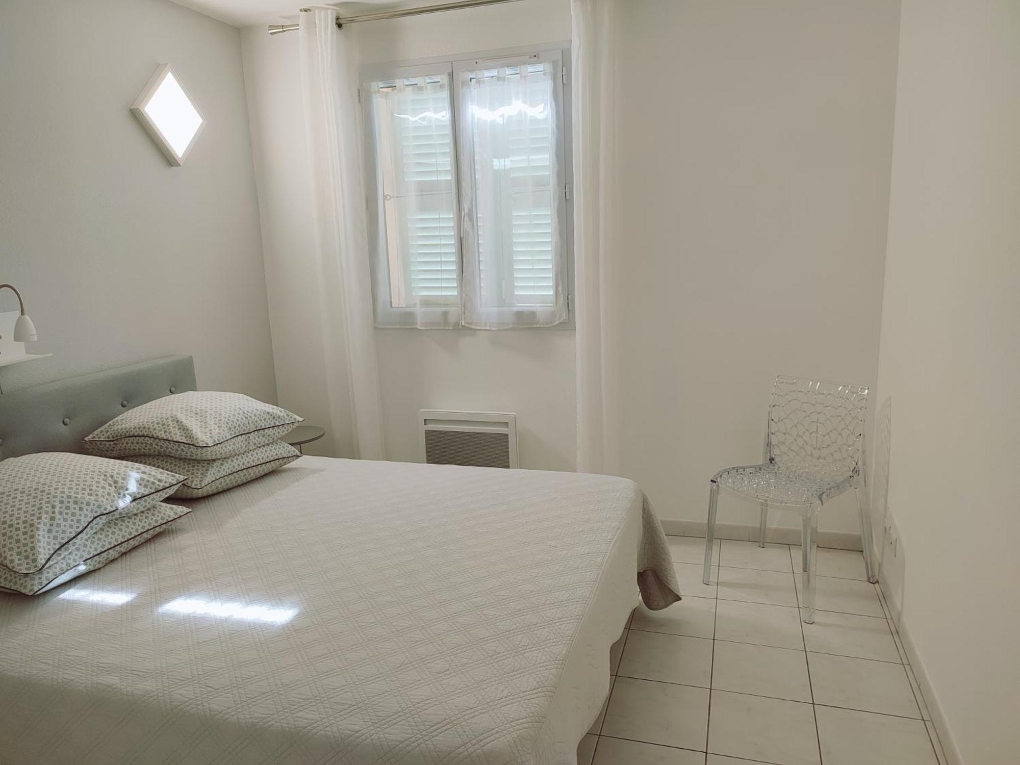 Appartement 2 Terrasses Face Mer De 100M2 생플로랑 객실 사진